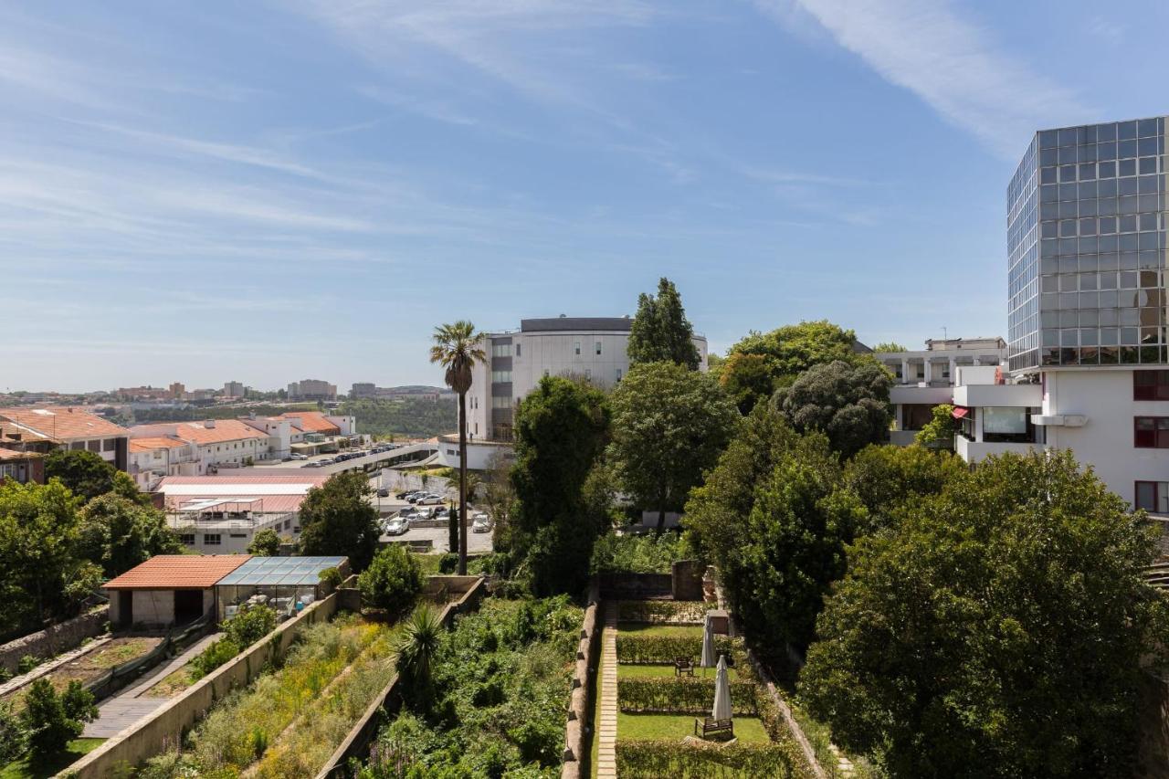 Guestready - Ayres Studio W Balcony Garden Porto Kültér fotó